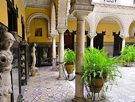 palacio-condesa-lebrija-patio Que ver en Sevilla